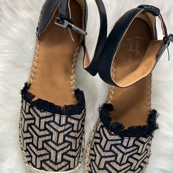 Black/Cognac Espadrilles w/Ankle Straps - Picture 4 of 5